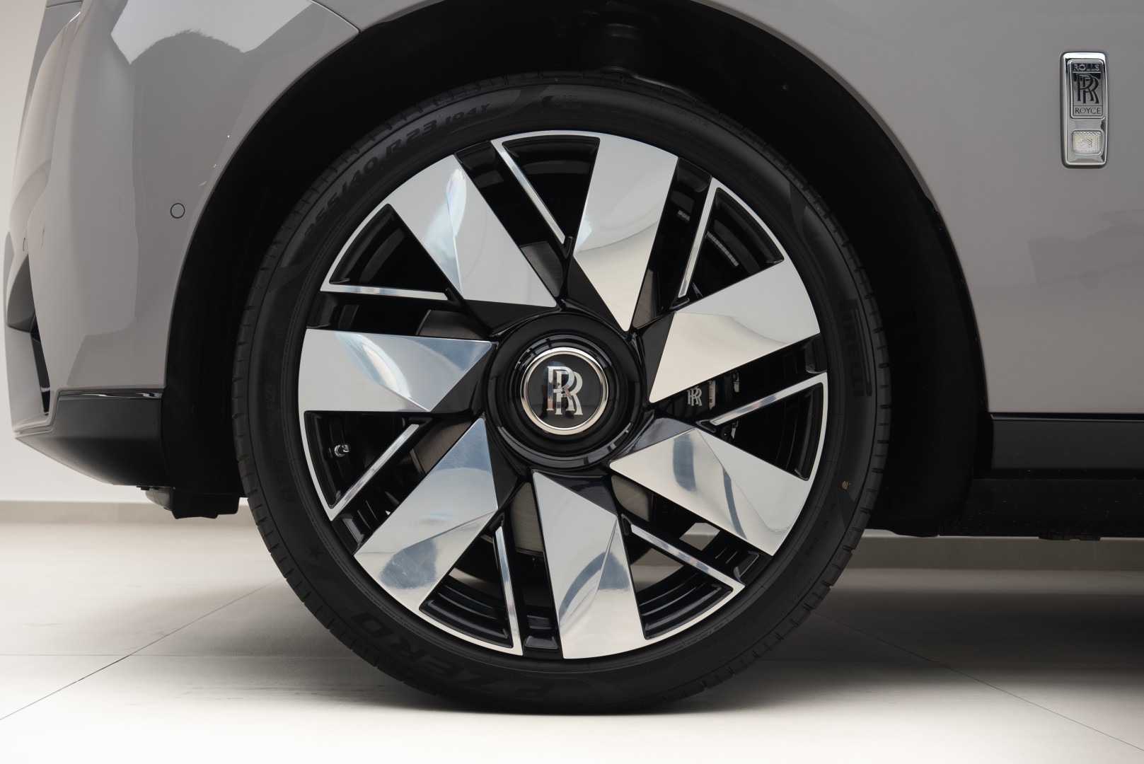 2026 ROLLS ROYCE CULLINAN | GCC | WARRANTY SERVICE | TOP OPTION